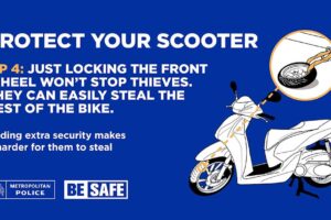 Be-Safe-Protect-your-scooter-locking-front-wheel-tip-4